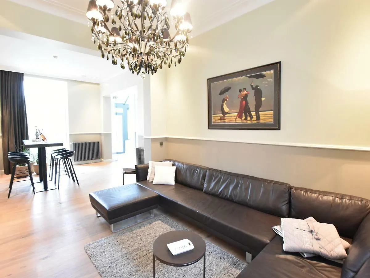 Spacious Villa In Knokke Heist With Garden Brugia Belgia